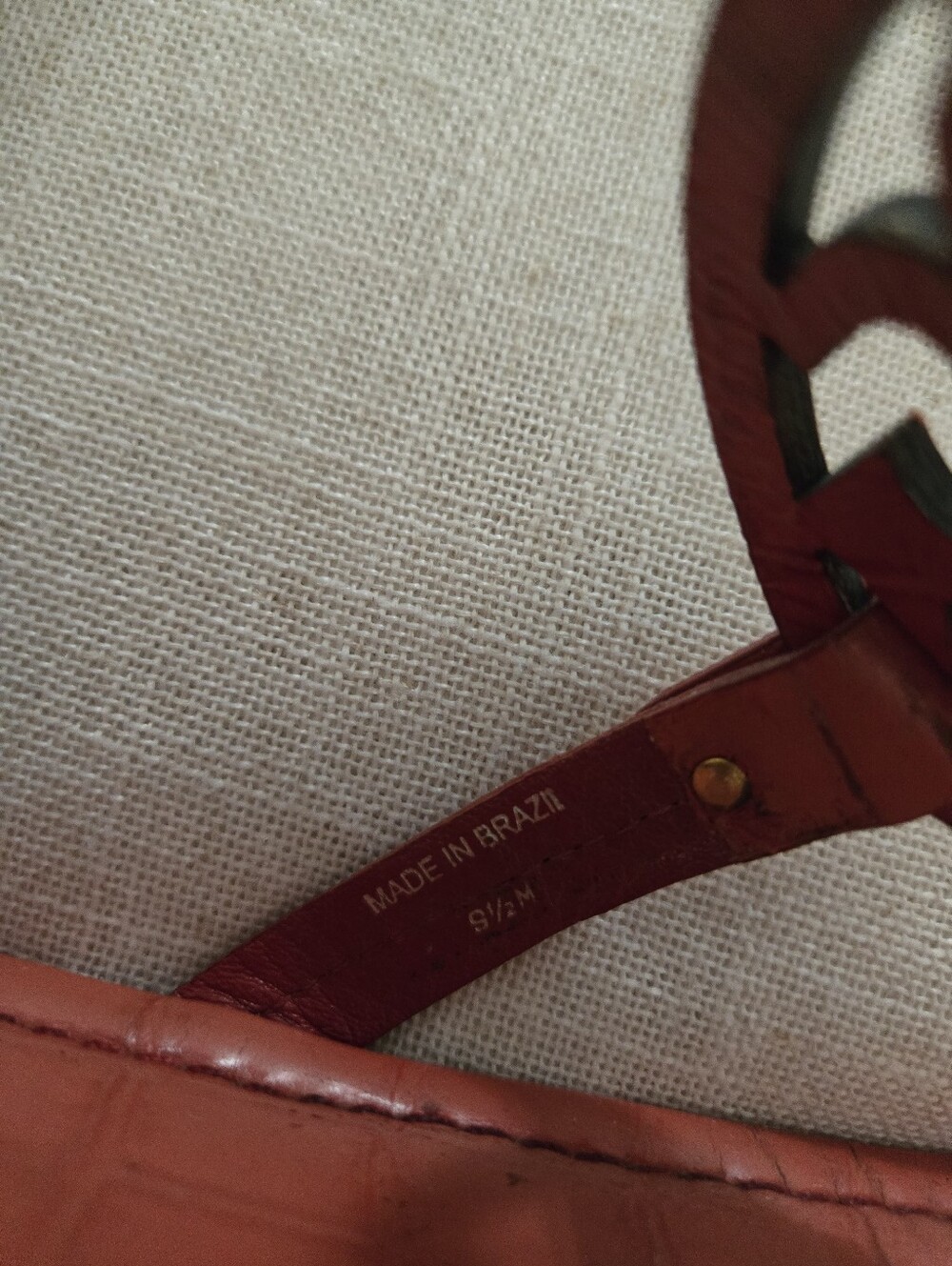 Tory Burch Croc Embossed Red Miller Logo Sandals - Picture 5 of 6